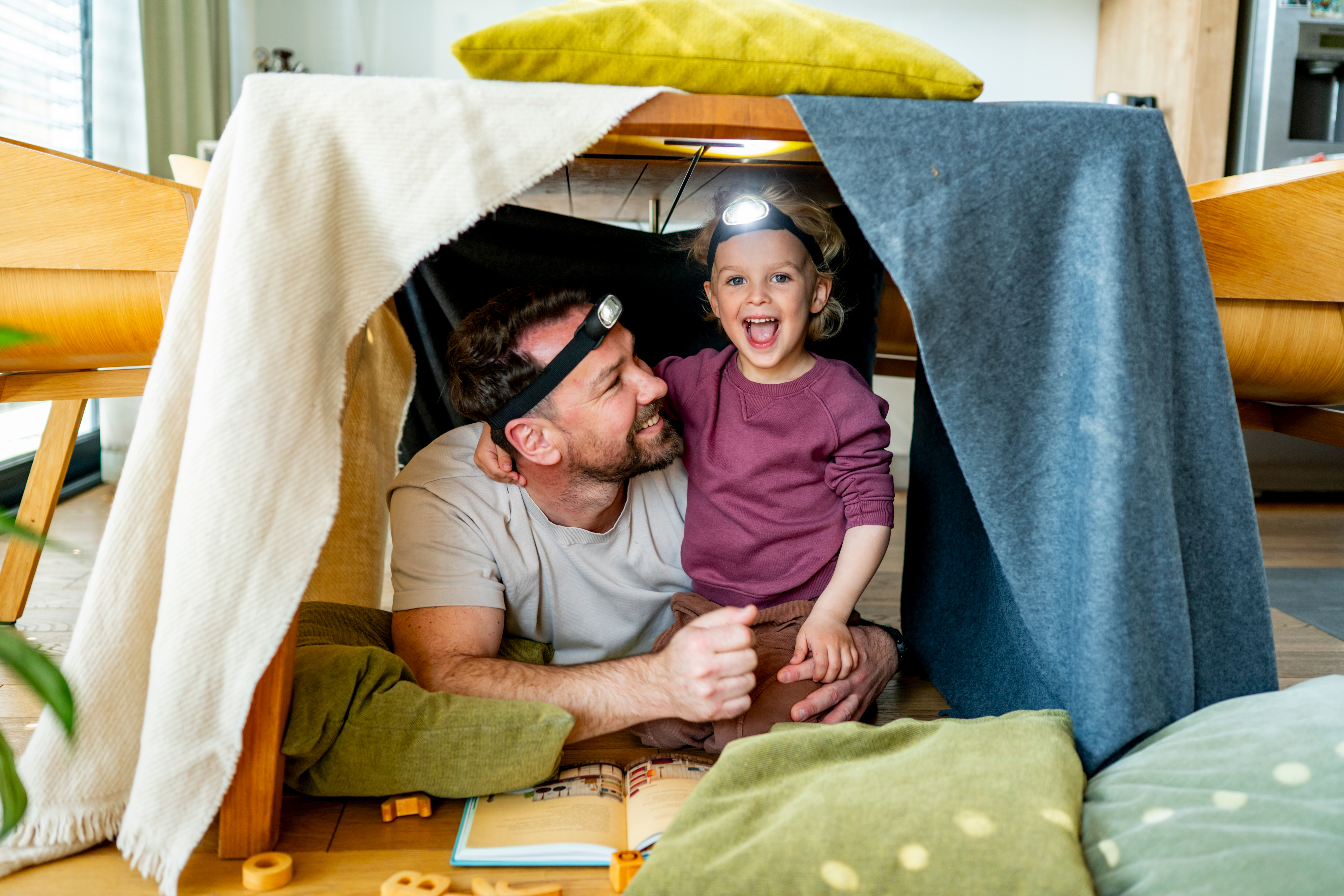 Samen hutten bouwen