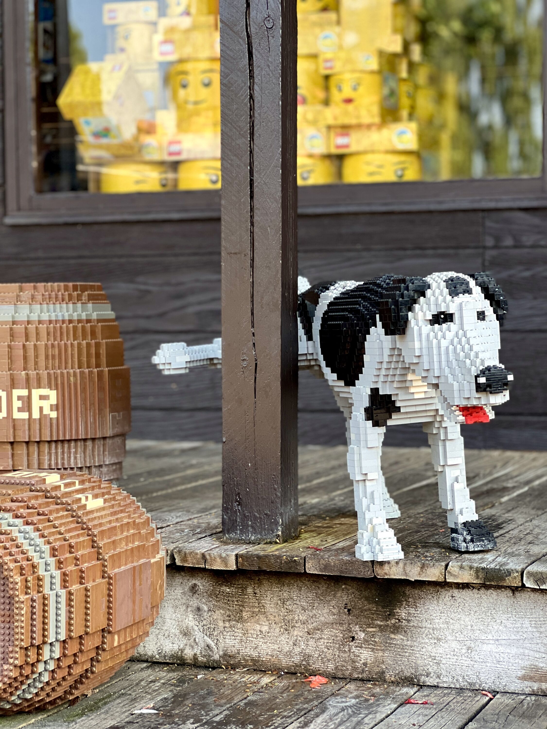 In LEGOLAND hebben ze ook LEGO hondjes