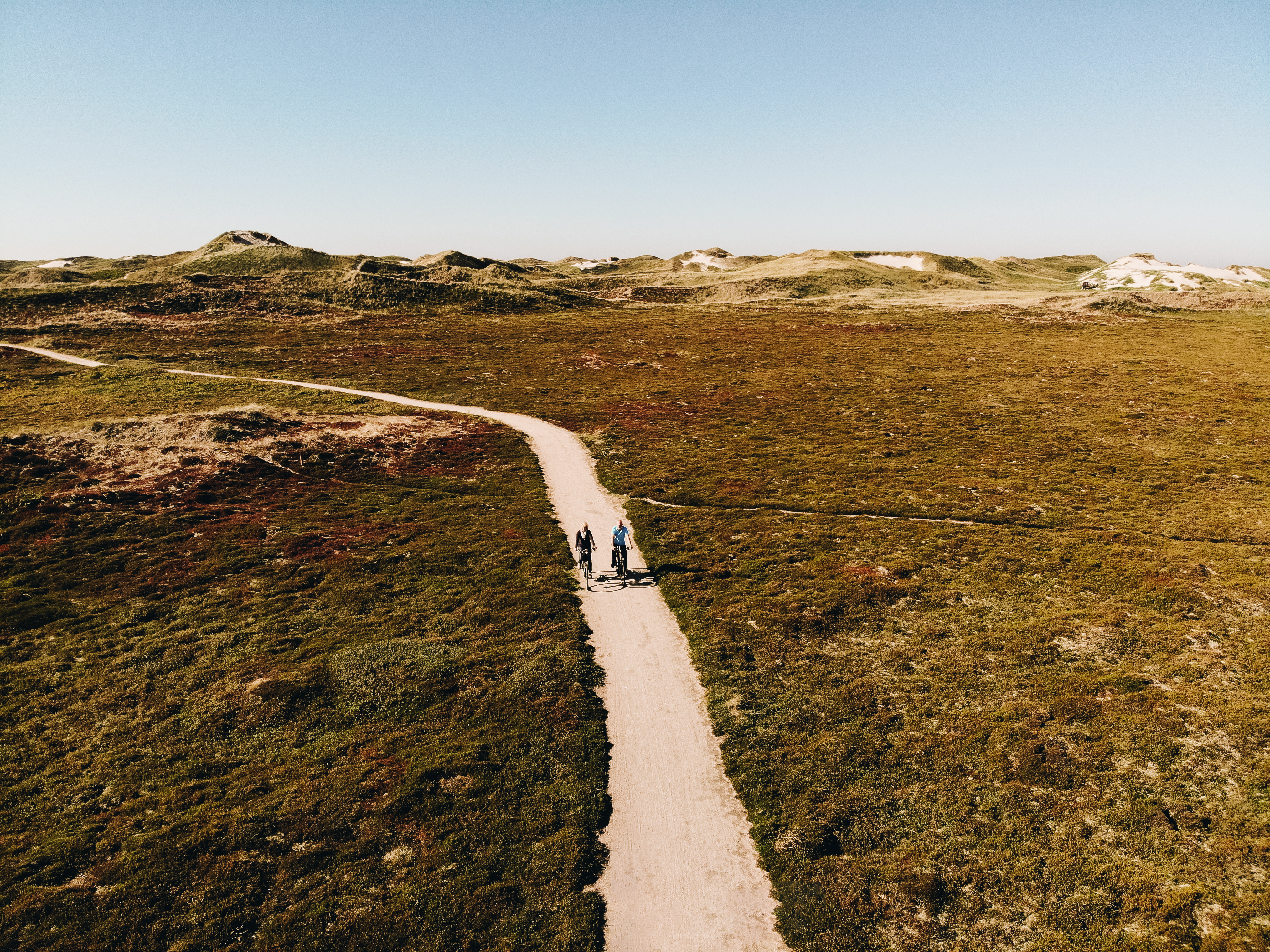 Fietsen in de duinen rond Bjerreg&#xE5;rd &#xA9;Thomas H&#xF8;yrup Christensen