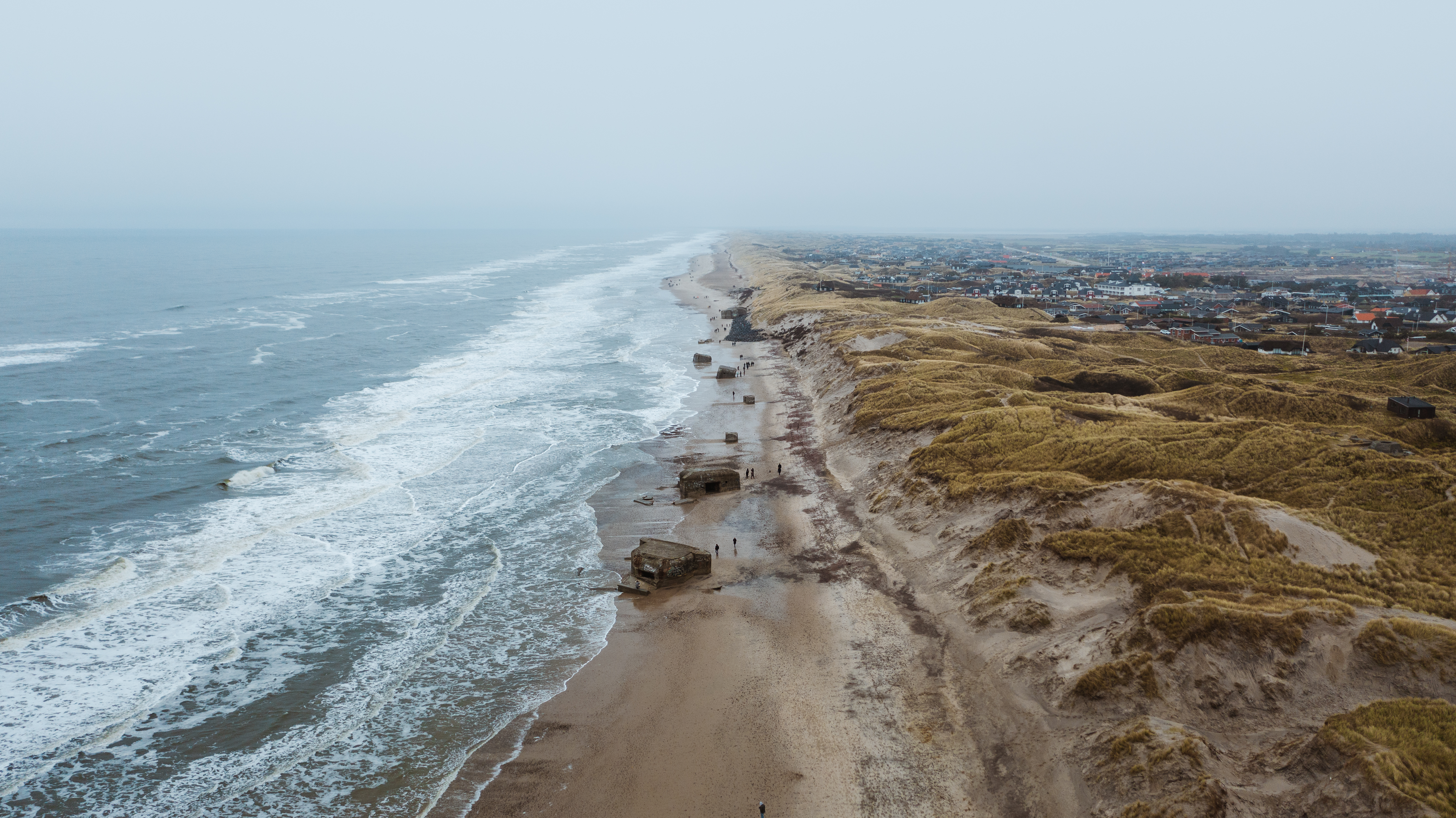 Overzicht van de bunkers aan het strand van Søndervig ©Mitch Wiesinger