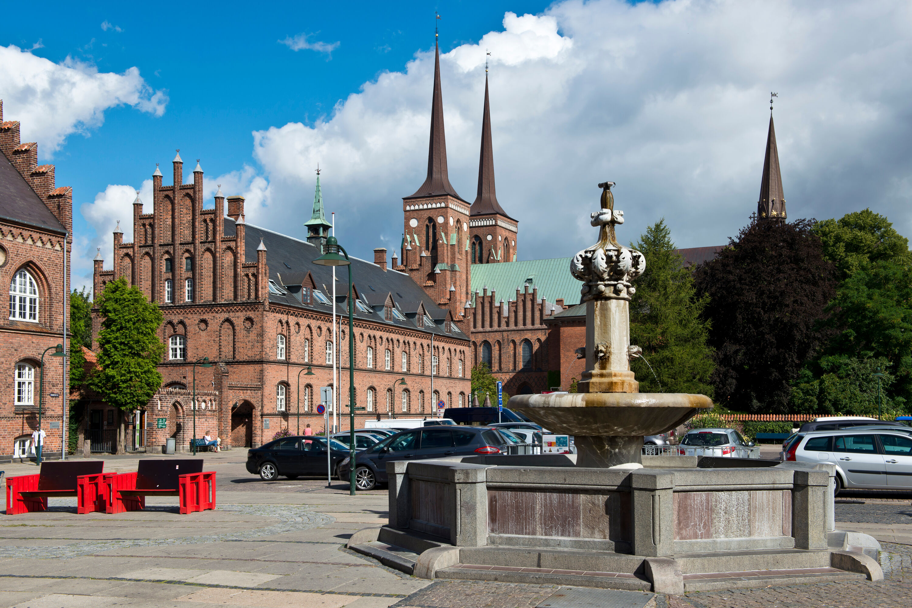 Het centrum van Roskilde med de Domkerk op de achtergrond
