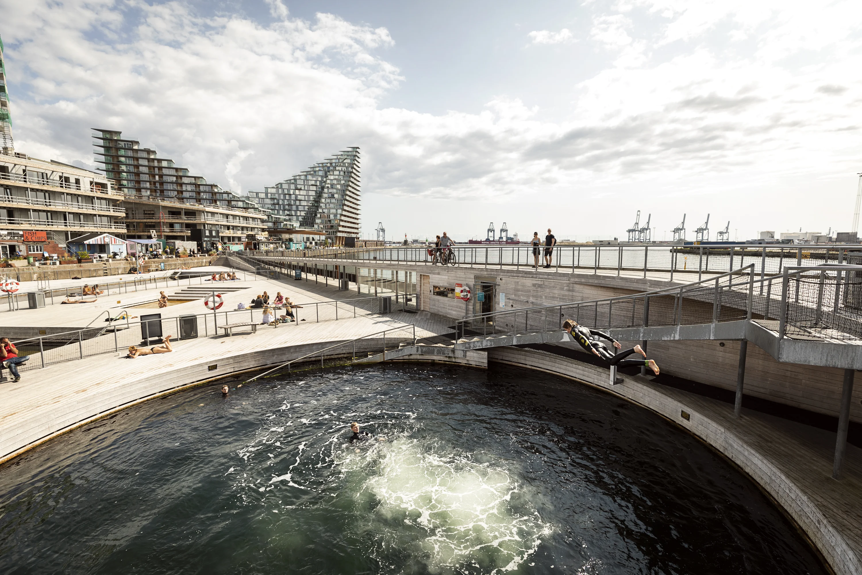 Zwembad in de haven van Aarhus