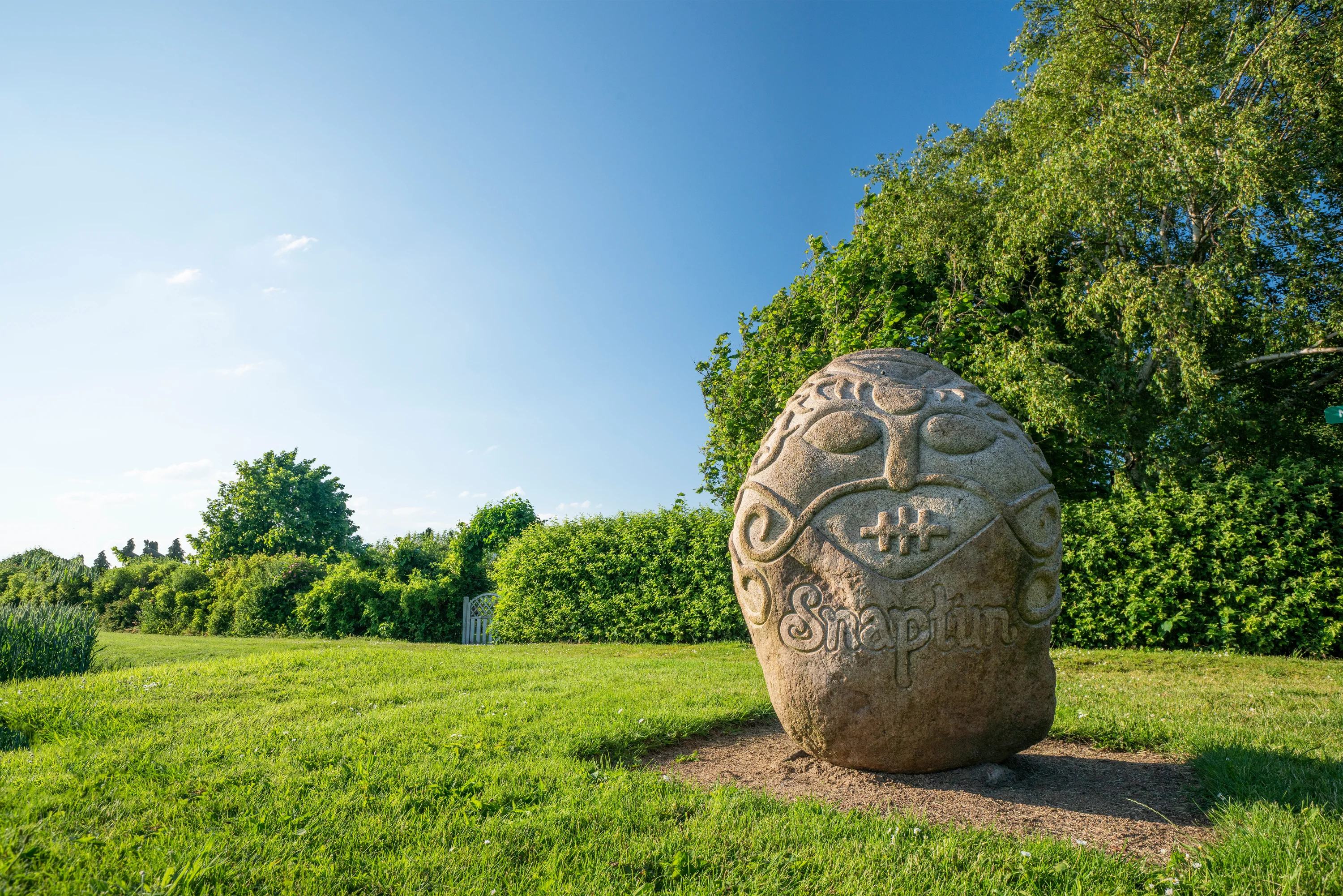 Snaptunstenen en de Vikingen – Waar mythologie en archeologie samenkomen